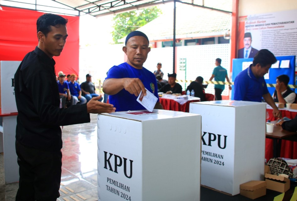 Ratusan Warga Binaan Lapas Banyuwangi Gunakan Hak Pilih di TPS Khusus Pilkada 2024