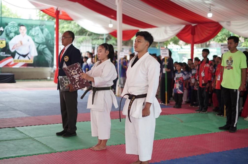 Dandim 0825 Banyuwangi Resmi Membuka Kejurkab Forki Banyuwangi Dandim Cup 2024
