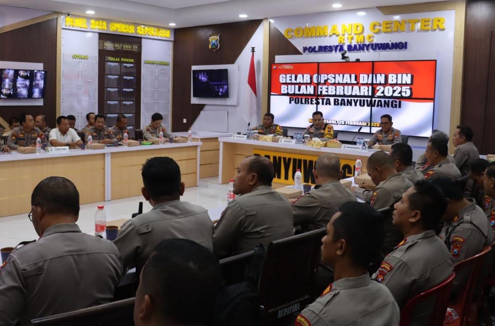Evaluasi Kinerja Satuan, Polresta Banyuwangi Gelar Rapat Opsnal dan Pembinaan