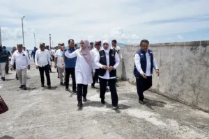 Gubernur Khofifah Tinjau Kesiapan Dermaga Kapal Cepat Banyuwangi-Denpasar Bali Berkapasitas 300 Penumpang Segera Beroperasi
