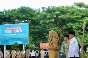 Masuk Kerja Pertama Pasca Libur Lebaran, Bupati Ipuk Ajak Kerja Keras dan Terus Berinovasi