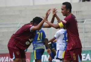 Yusuf Efendi Menggila, Persewangi Libas Manokwari United 4-1