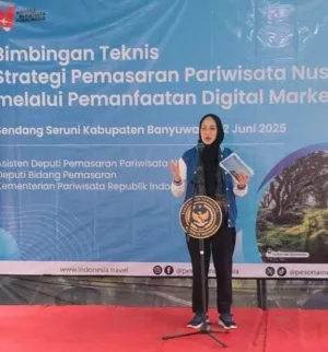 Gelar Bimtek di Banyuwangi, DPR RI Dorong Pelaku Wisata Lakukan Promosi Berbasis Digital
