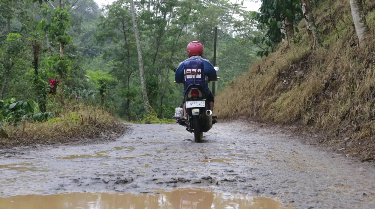 Modus Baru Angkut BBM, Pengendara Jeriken Lolos Lewat Jalur Alternatif Banyuwangi-Jember
