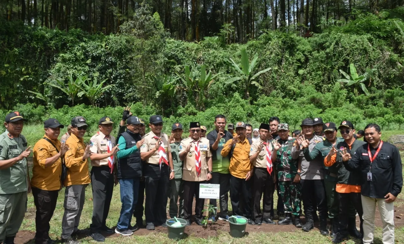 Banyuwangi Berseri, Gerakan Tanam 1000 Pohon Semarak Hari Pramuka  ke-64 dan HUT RI ke-80