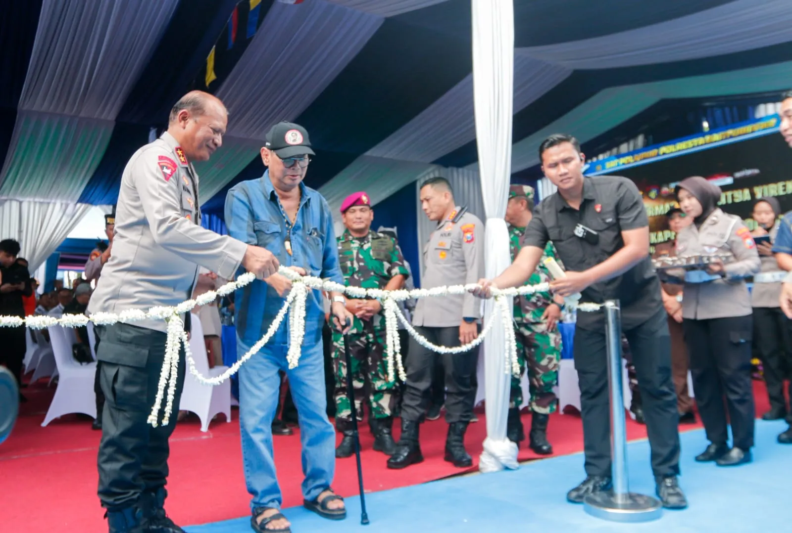Kapolda Jatim Resmikan Dermaga dan Serahkan Kapal Cepat ke Polairud Banyuwangi