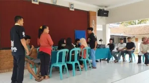 Percepat Perekaman KTP Elektronik Dan IKD, Disdukcapil Banyuwangi Sambangi Desa di Kecamatan Srono