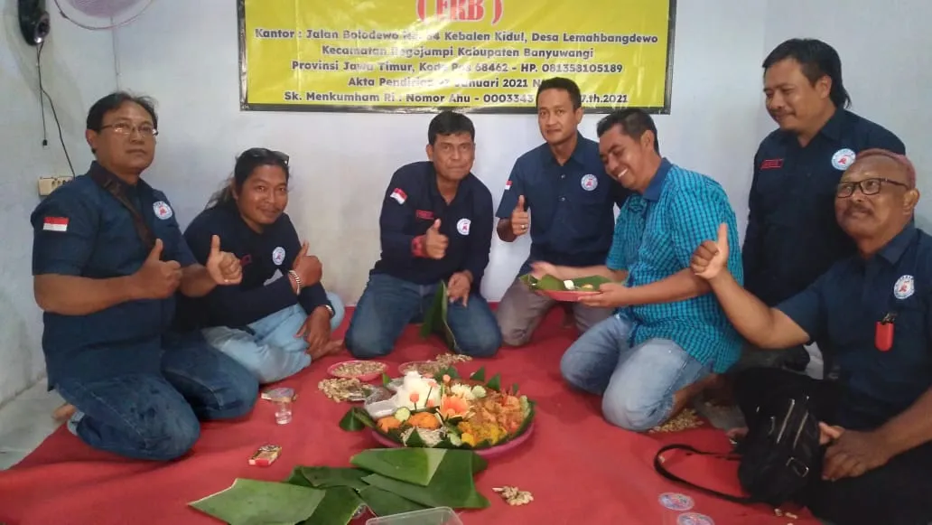 Serah Terima Jabatan, Kepemimpinan FRB Banyuwangi Beralih ke H. Ropik
