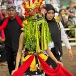 Pesona Mistis Seblang Olehsari Kembali Memikat, Penari Baru Jadi Sorotan Ribuan Pengunjung