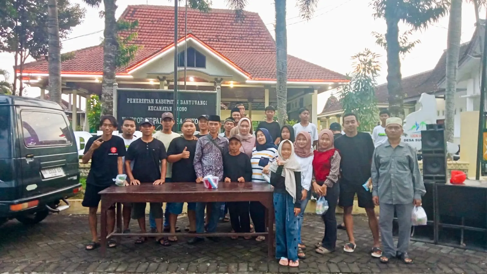 Pemuda Sor Preng Bersatu Berbagi Berkah Ramadan, 700 Takjil Dibagikan di Sukomaju