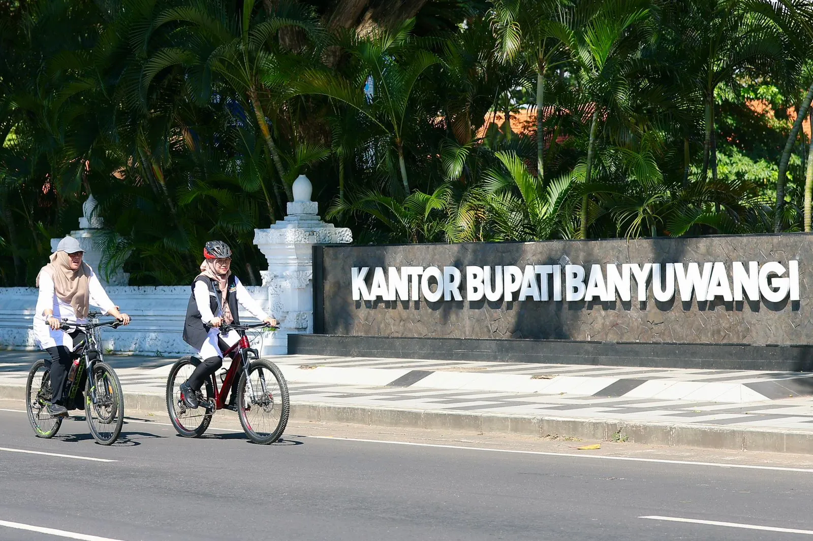 Gowes ke Kantor Jadi Sinyal Serius, Bupati Ipuk Dorong ASN Banyuwangi Hemat BBM dan Ubah Gaya Hidup