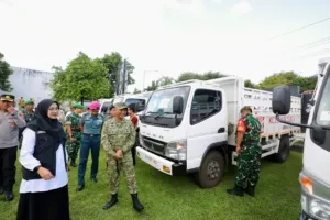 18 Armada Truk Koperasi Merah Putih Resmi Tiba di Banyuwangi, Dorong Ekonomi Desa Lebih Cepat