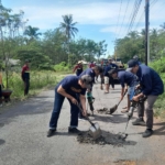 Jalan Rusak di Dusun Pancoran Akhirnya Diperbaiki, Aksi Gotong Royong FRB dan Laskar Bali Shanti Jet Lie Tuai Apresiasi Warga