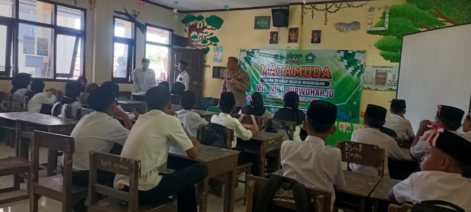 MPLS MTs NU 1 Purwoharjo Jadi Benteng Awal Cegah Kenakalan Remaja, Polsek Purwoharjo Tanamkan Kesadaran Hukum Sejak Hari Pertama