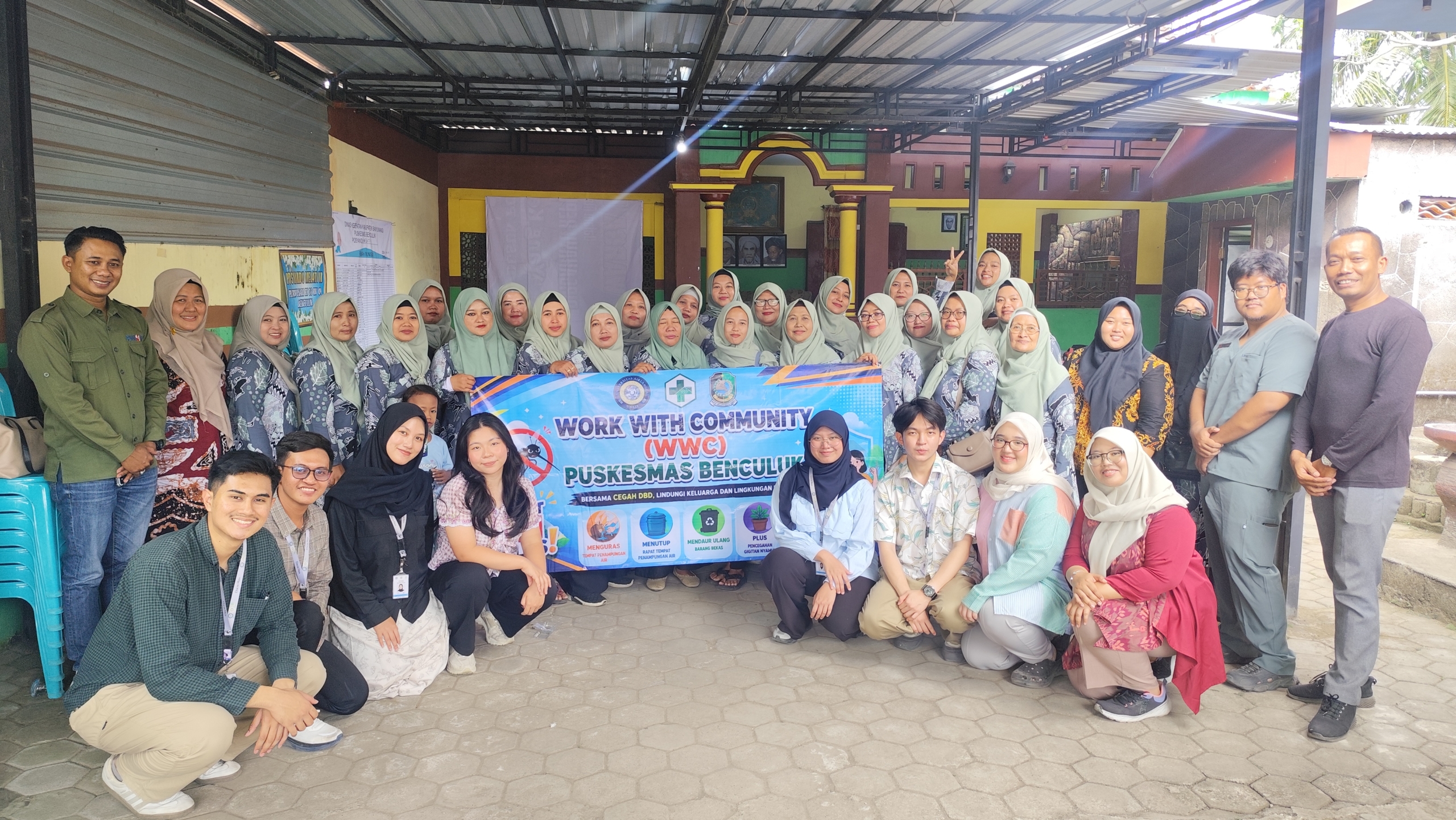 Cegah DBD, Dokter Muda Unair Edukasi Kader Posyandu di Banyuwangi